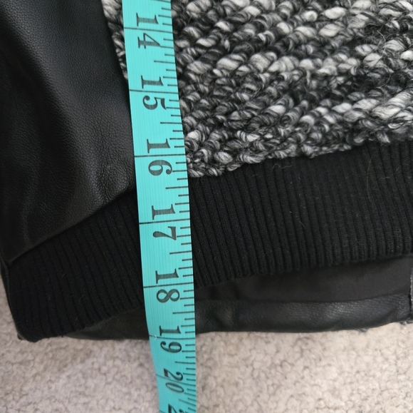 DANIER Black and White Wool Knit and Genuine Leather Moto Jacket. Size XS - Picture 14 of 14